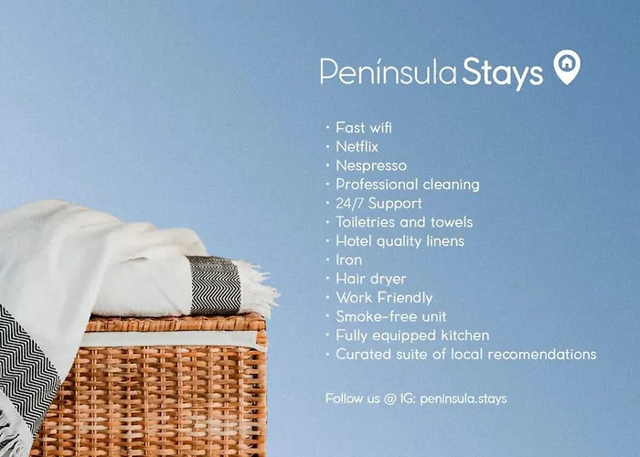 Peninsula Stays 2 Bedroom Designer Apartment & 200 Mb Fast Wifi New Listing!