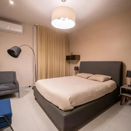 Peninsula Stays 2 Bedroom Designer Apartment & 200 Mb Fast Wifi New Listing! Mérida Exterior photo